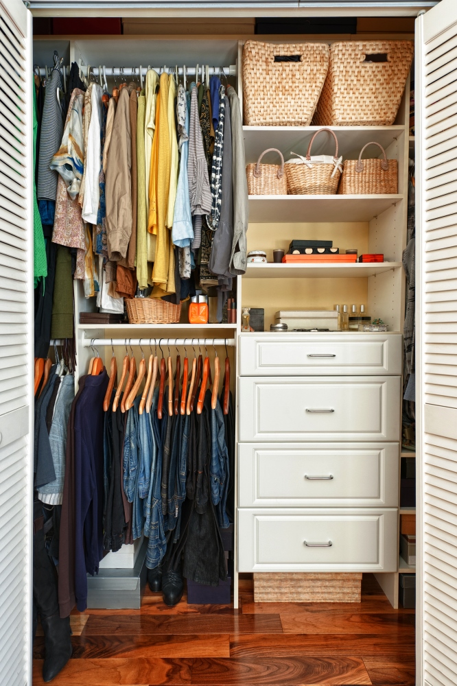 closet-organized-by-ginger